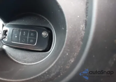 2013 Buick Regal Turbo - Premium 1 из США, поврежденный, VIN 2G4GS5EV1D9186665